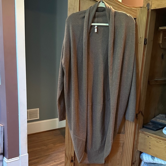 Red Envelope Brown Casmere Women's Cardigan - Picture 1 of 4